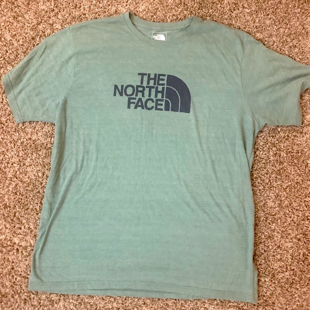 Men’s Northface Tshirt